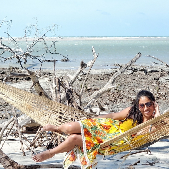 Meet your Posher, Dina - Picture 9 of 17